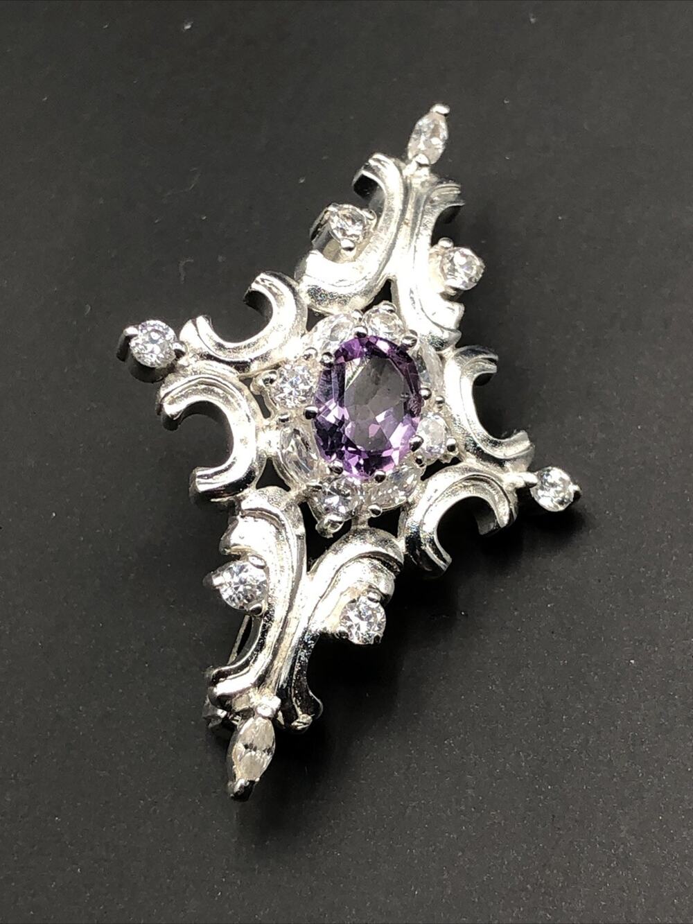 Vintage JC 925 Sterling Silver Amethyst Brooch Pin 1.25" Wide Purple